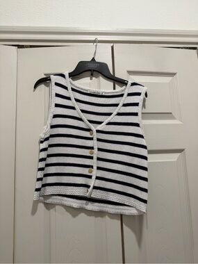 Abercrombie & Fitch White and Navy Striped Knit Tank
